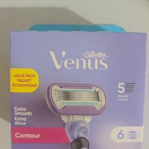 VENUS Razor Blades with Blue Accents